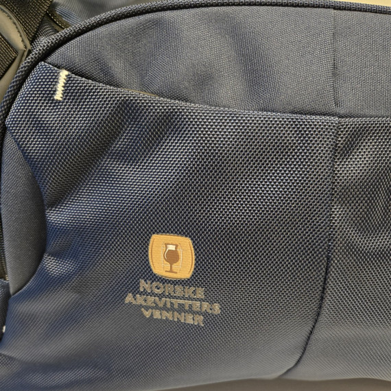 9250 Tracker Original Travel Bag